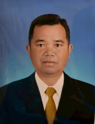 นายสมเพ็ชร น้อยนาท้าว  