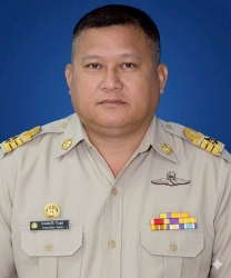 นายสุคนธ์ ชอนขุนทด  