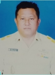 นายสุคนธ์ ชอนขุนทด  