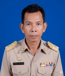 นายมานะ ผลยวง 